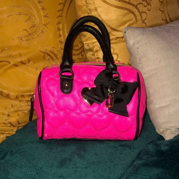 Betsey Johnson | Bags | Xoxo Mini Betsy Johnson Bag | Poshmark display picture 1